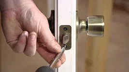 Keystone Locksmith Shop Fort Lauderdale, FL 954-364-3660 - changing-locks